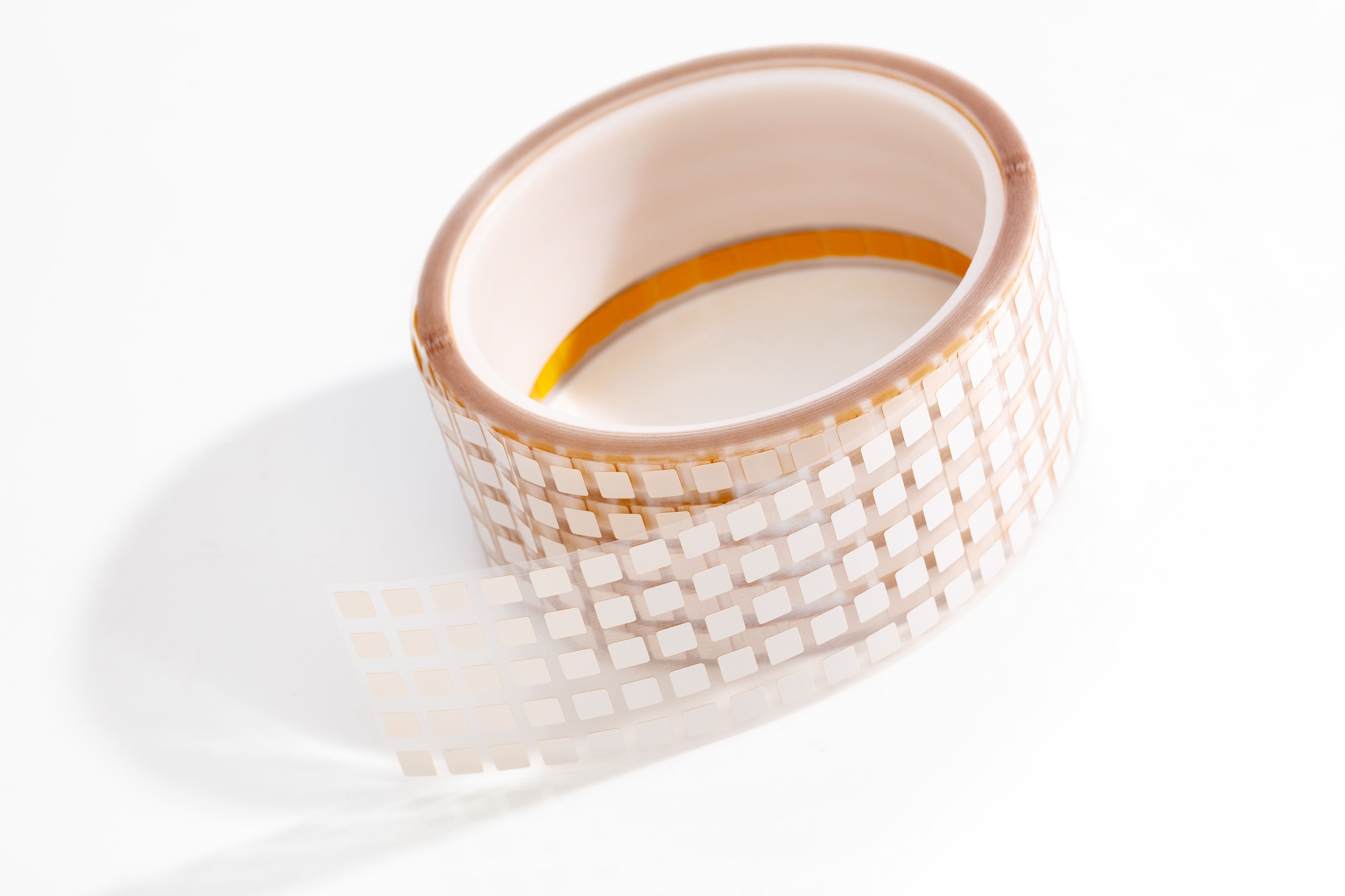 　 高溫標(biāo)簽生產(chǎn)廠家的產(chǎn)品怎么實(shí)現(xiàn)批量生產(chǎn)？